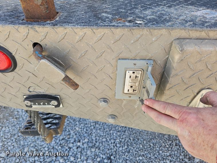 image for item DK0714 2015 Dodge Ram 5500HD bucket truck