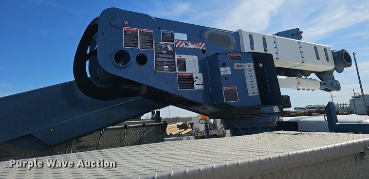 image for item DK0714 2015 Dodge Ram 5500HD bucket truck