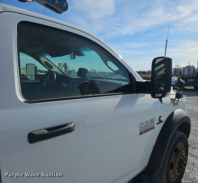 image for item DK0714 2015 Dodge Ram 5500HD bucket truck