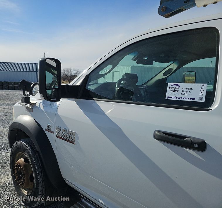 image for item DK0714 2015 Dodge Ram 5500HD bucket truck