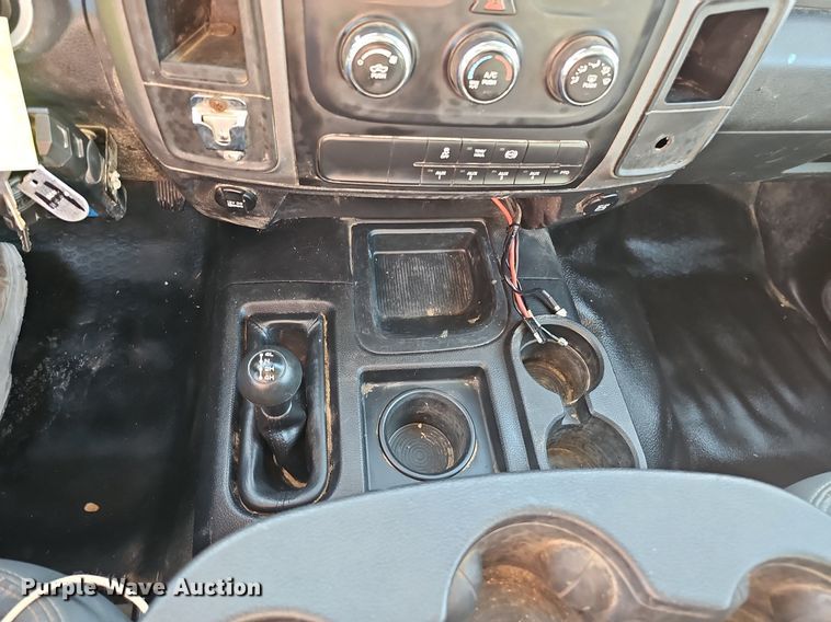 image for item DK0714 2015 Dodge Ram 5500HD bucket truck