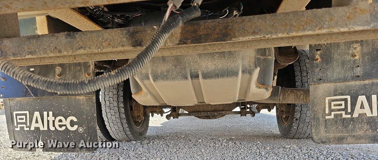 image for item DK0714 2015 Dodge Ram 5500HD bucket truck