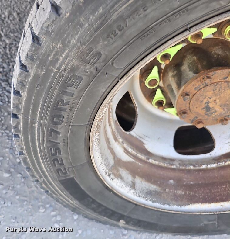 image for item DK0714 2015 Dodge Ram 5500HD bucket truck