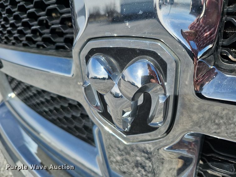 image for item DK0714 2015 Dodge Ram 5500HD bucket truck