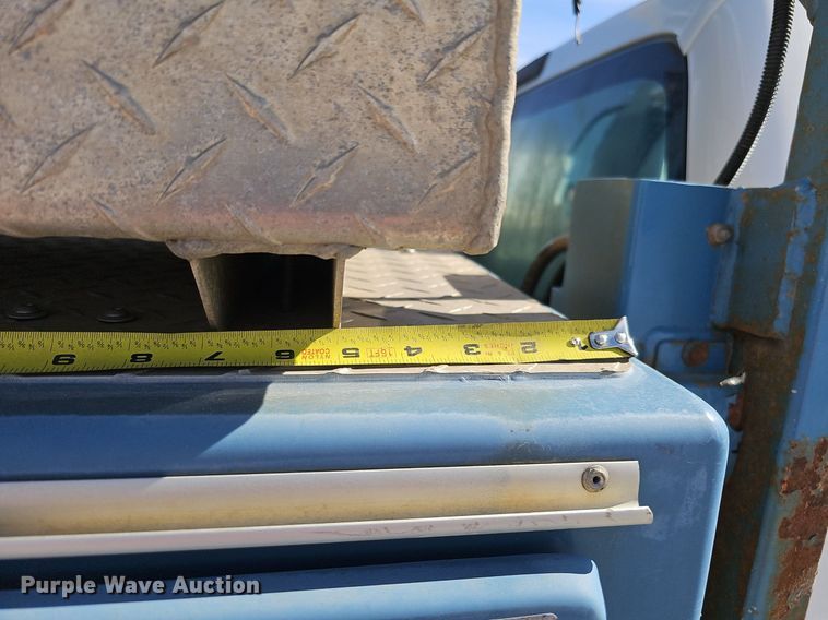 image for item DK0715 2015 Ford F550 Super Duty XL  bucket truck