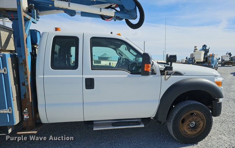 image for item DK0715 2015 Ford F550 Super Duty XL  bucket truck