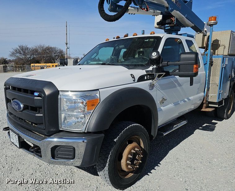 image for item DK0715 2015 Ford F550 Super Duty XL  bucket truck