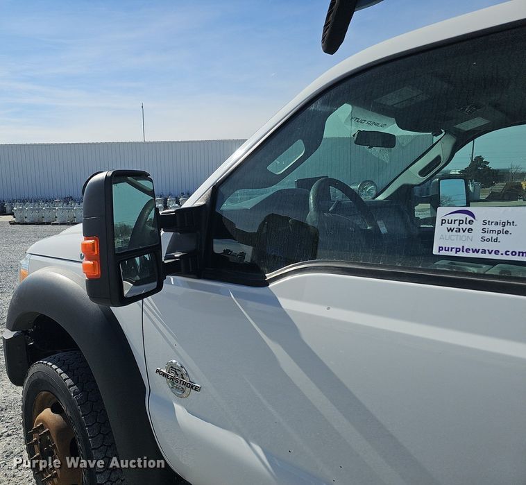 image for item DK0715 2015 Ford F550 Super Duty XL  bucket truck