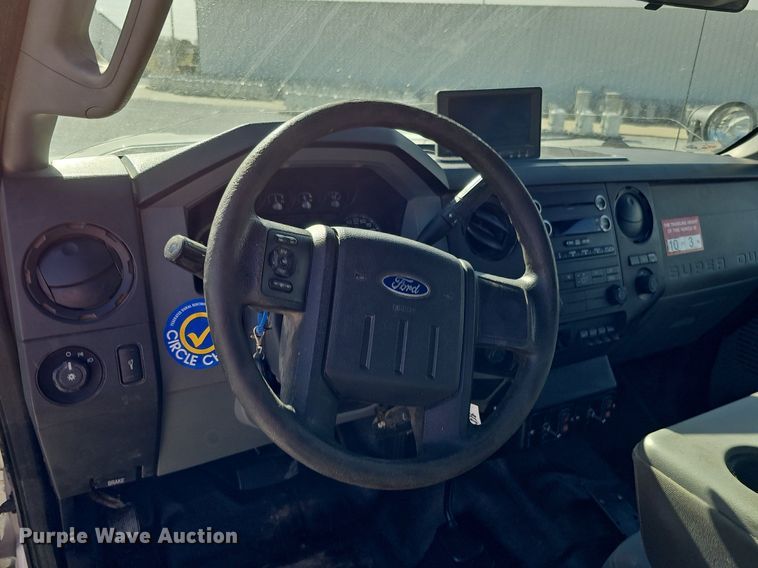 image for item DK0715 2015 Ford F550 Super Duty XL  bucket truck