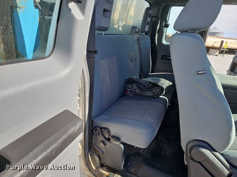 image for item DK0715 2015 Ford F550 Super Duty XL  bucket truck