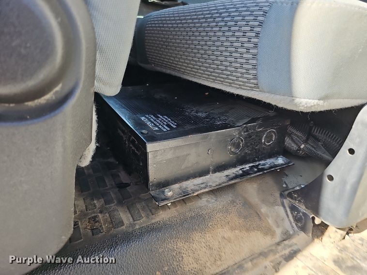 image for item DK0715 2015 Ford F550 Super Duty XL  bucket truck