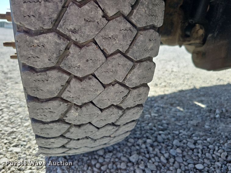 image for item DK0715 2015 Ford F550 Super Duty XL  bucket truck