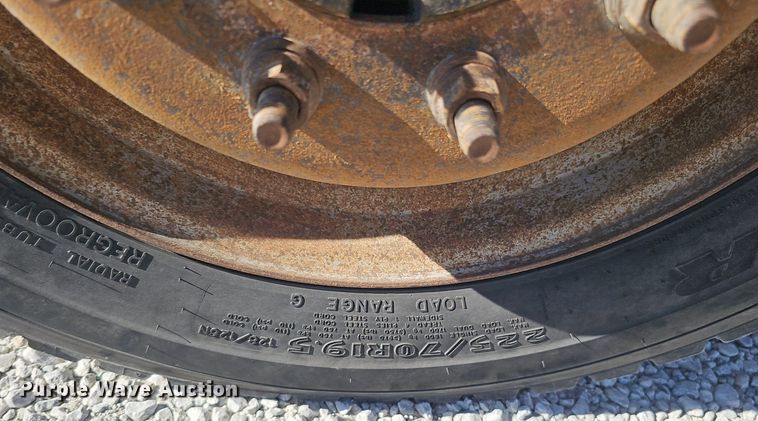 image for item DK0715 2015 Ford F550 Super Duty XL  bucket truck