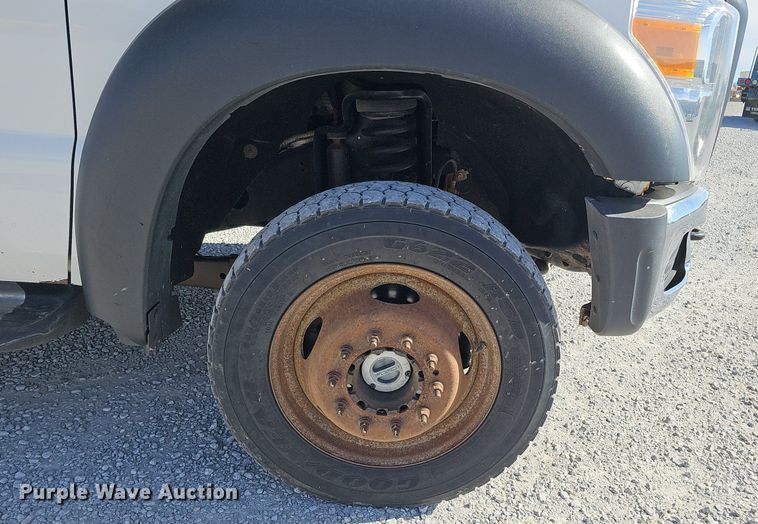 image for item DK0715 2015 Ford F550 Super Duty XL  bucket truck