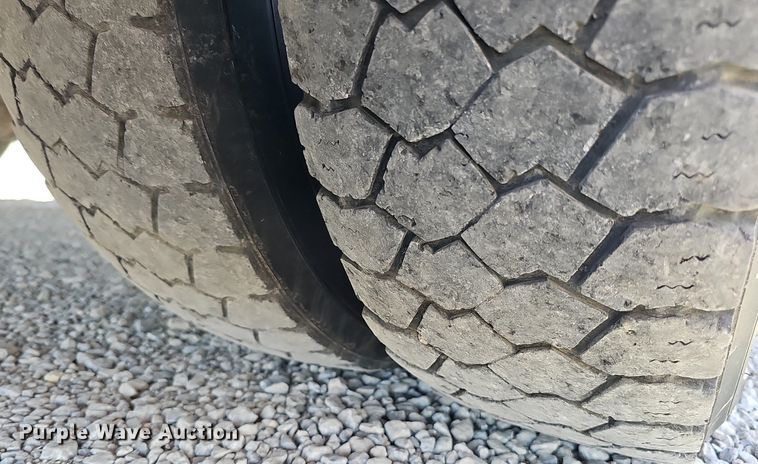 image for item DK0715 2015 Ford F550 Super Duty XL  bucket truck