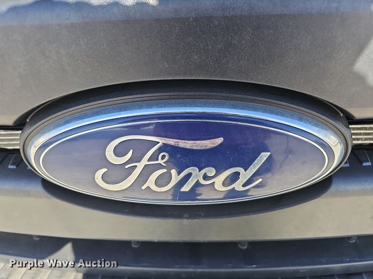 image for item DK0715 2015 Ford F550 Super Duty XL  bucket truck