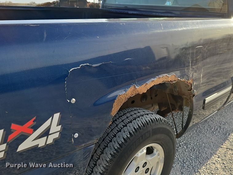 image for item DK0717 1999 Chevrolet Silverado 1500 Ext. Cab pickup truck