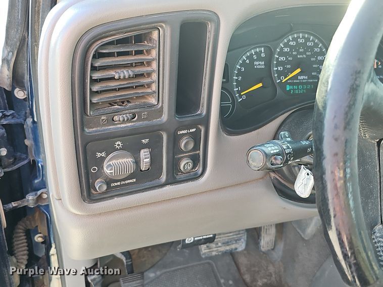 image for item DK0717 1999 Chevrolet Silverado 1500 Ext. Cab pickup truck