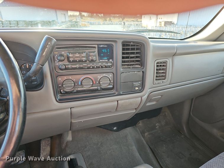 image for item DK0717 1999 Chevrolet Silverado 1500 Ext. Cab pickup truck