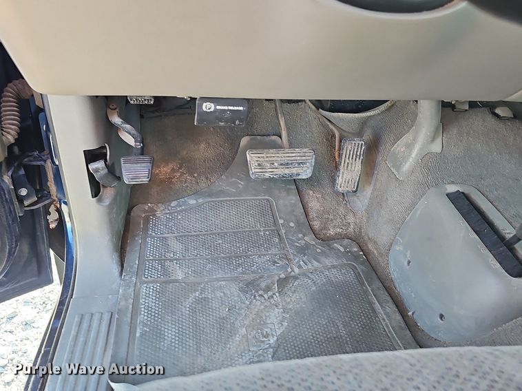 image for item DK0717 1999 Chevrolet Silverado 1500 Ext. Cab pickup truck