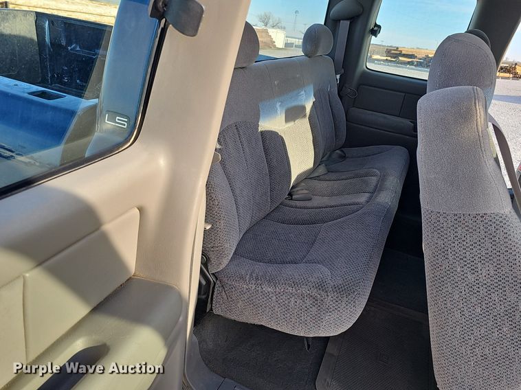 image for item DK0717 1999 Chevrolet Silverado 1500 Ext. Cab pickup truck