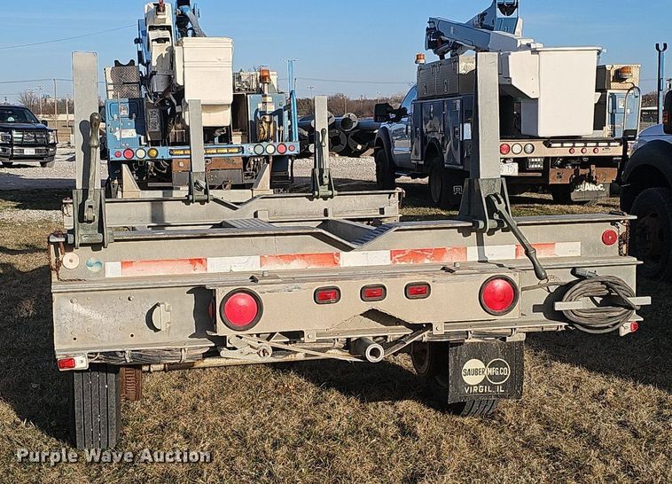 image for item DK0718 2003 Sauber Mfg Co 4410 pole trailer