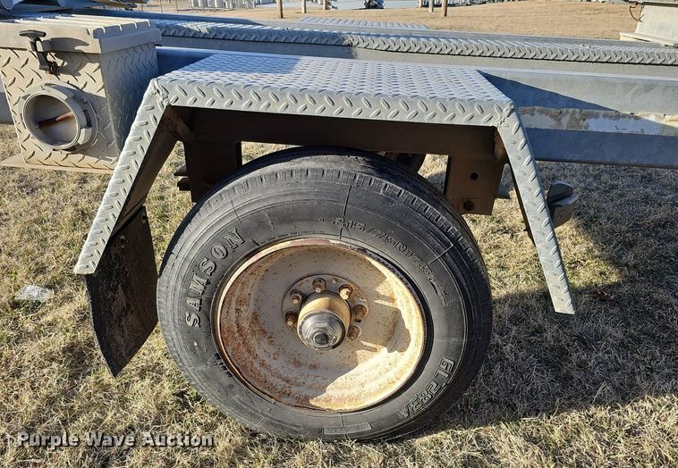 image for item DK0718 2003 Sauber Mfg Co 4410 pole trailer