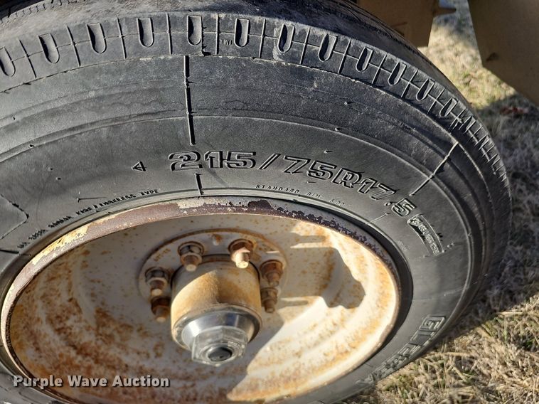 image for item DK0718 2003 Sauber Mfg Co 4410 pole trailer