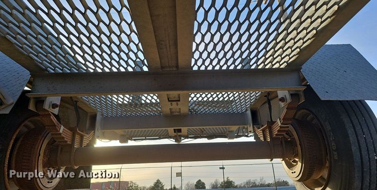 image for item DK0718 2003 Sauber Mfg Co 4410 pole trailer