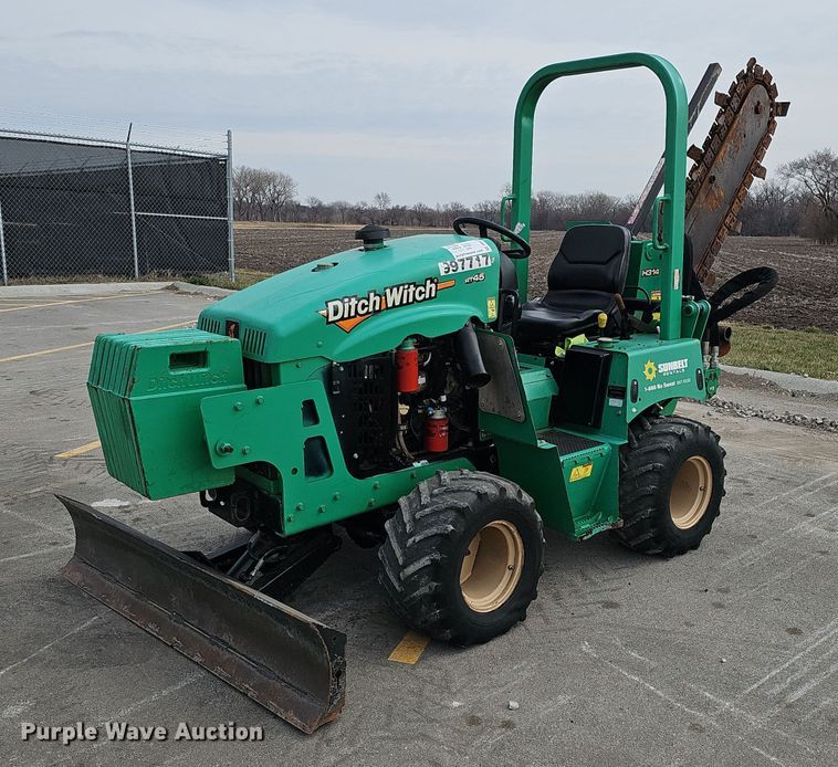 image for item DK0728 2017 Ditch Witch RT45 trencher