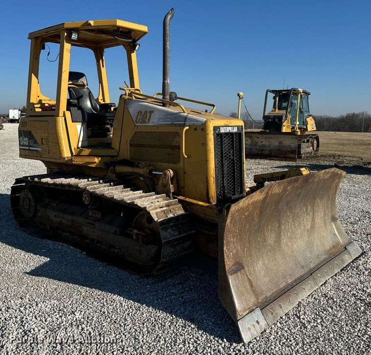 image for item DL4352 2002 Caterpillar D4G XL dozer
