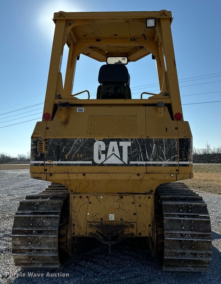 image for item DL4352 2002 Caterpillar D4G XL dozer