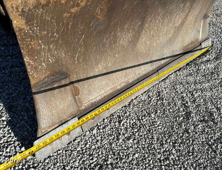 image for item DL4352 2002 Caterpillar D4G XL dozer