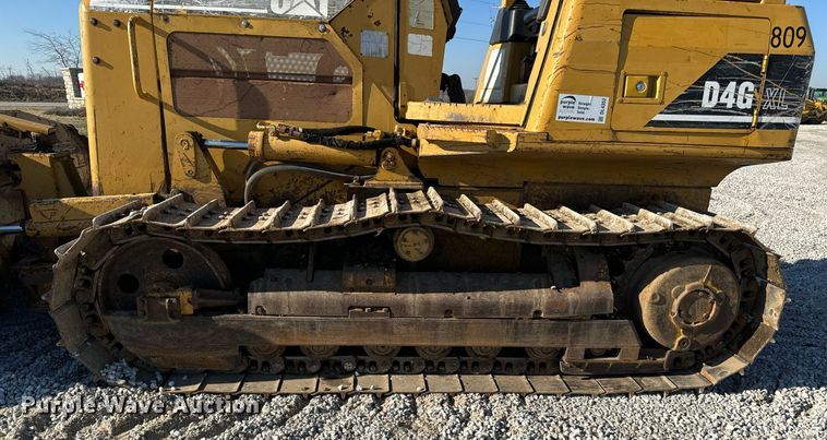 image for item DL4352 2002 Caterpillar D4G XL dozer