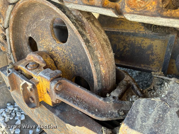 image for item DL4352 2002 Caterpillar D4G XL dozer