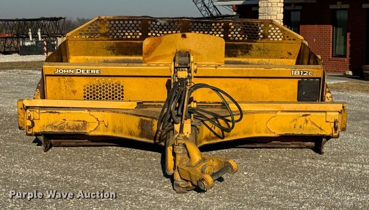 image for item DL4354 2004 John Deere 1812C scraper