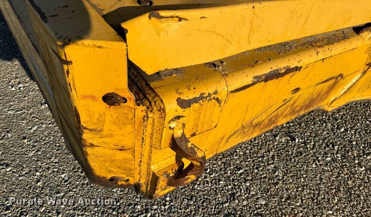 image for item DL4354 2004 John Deere 1812C scraper