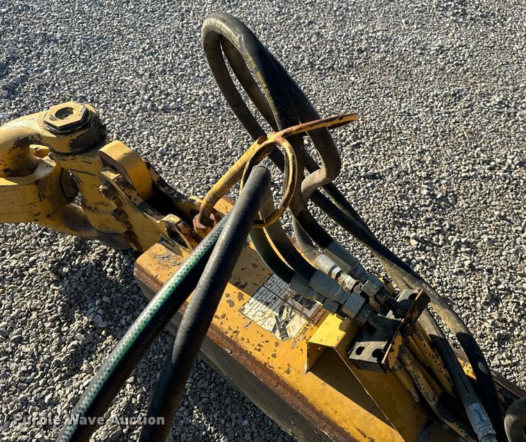 image for item DL4354 2004 John Deere 1812C scraper