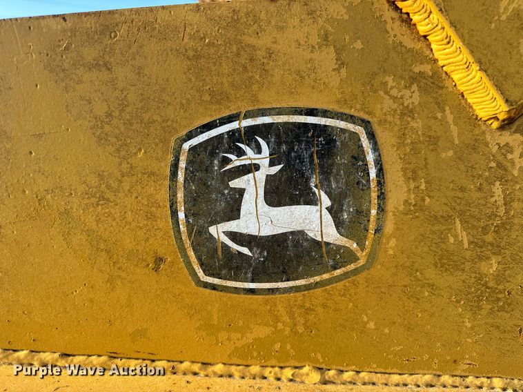 image for item DL4354 2004 John Deere 1812C scraper