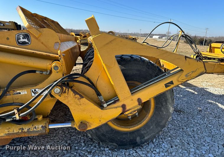 image for item DL4355 2006 John Deere 1814C scraper