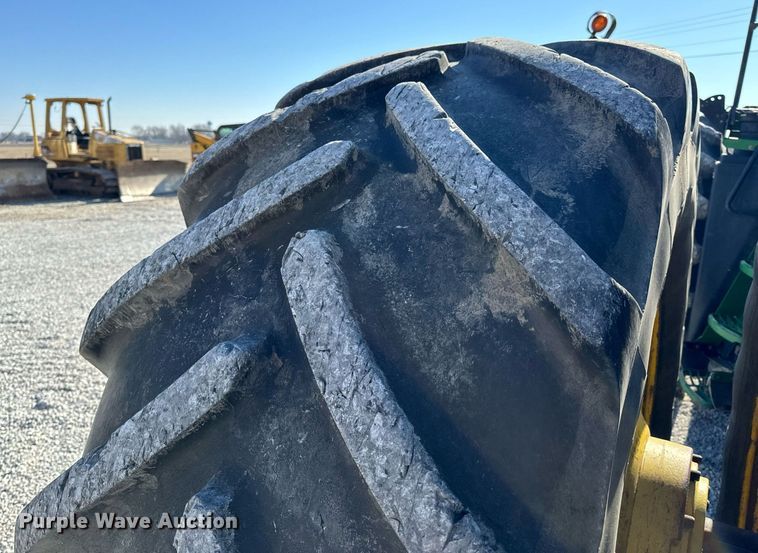 image for item DL4356 2011 John Deere 9630 Scraper Special 4WD tractor