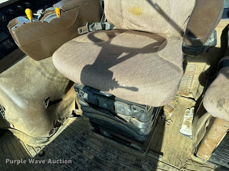 image for item DL4357 2011 John Deere 9630 Scraper Special 4WD tractor