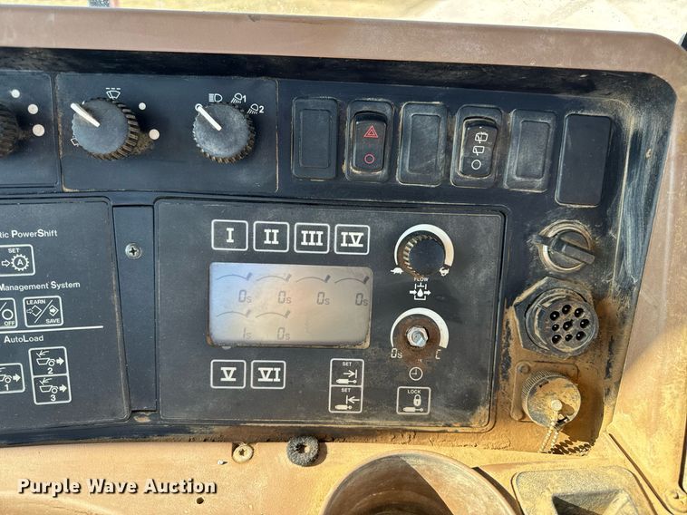 image for item DL4357 2011 John Deere 9630 Scraper Special 4WD tractor