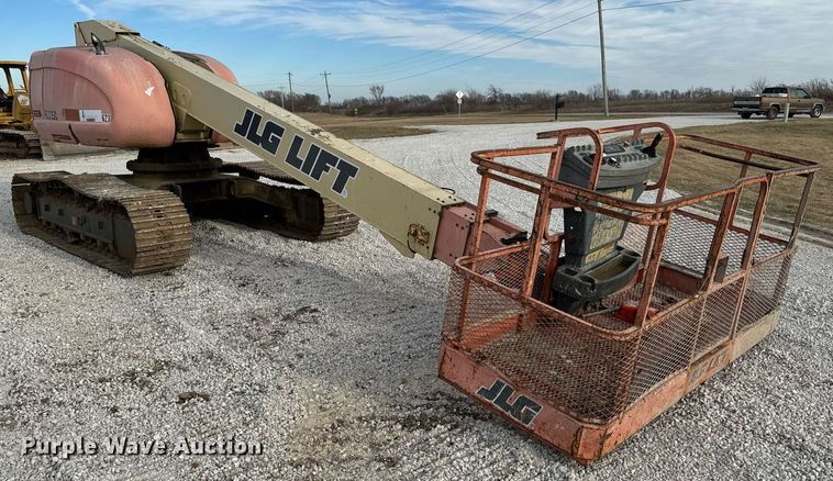 image for item DL4358 2001 JLG 600SC boom lift