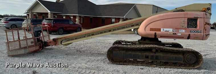 image for item DL4358 2001 JLG 600SC boom lift