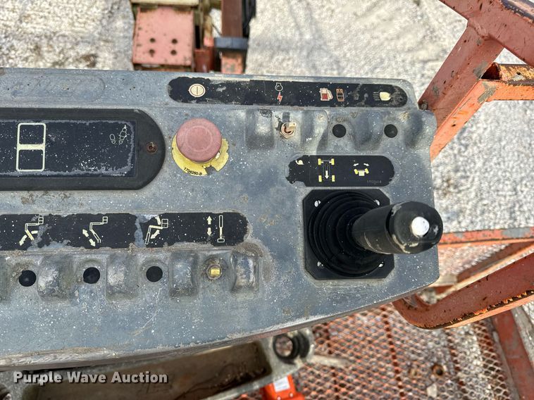 image for item DL4358 2001 JLG 600SC boom lift