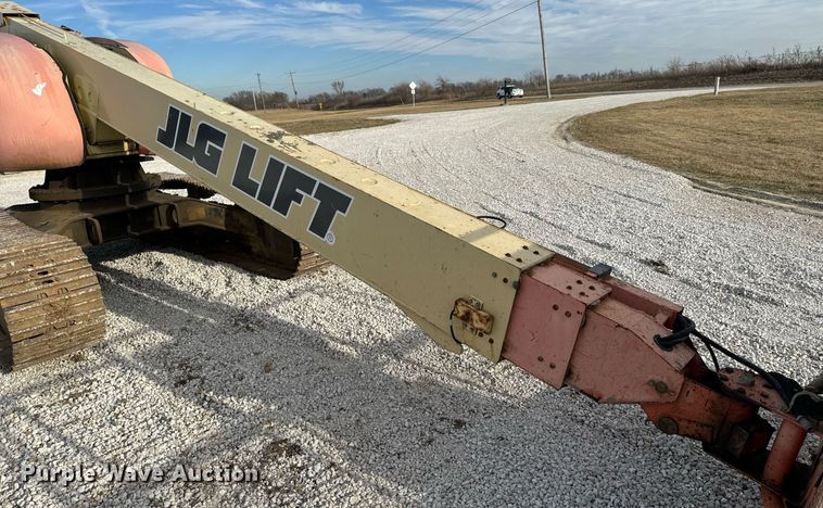 image for item DL4358 2001 JLG 600SC boom lift