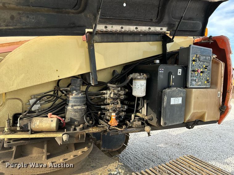 image for item DL4358 2001 JLG 600SC boom lift