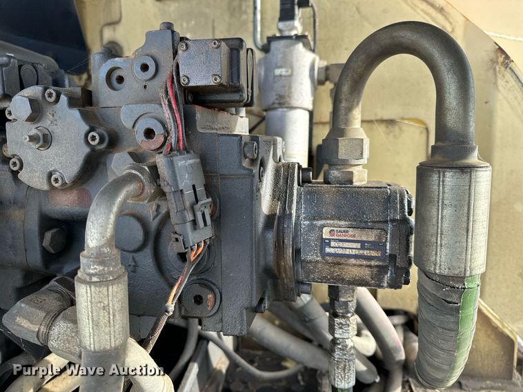 image for item DL4358 2001 JLG 600SC boom lift