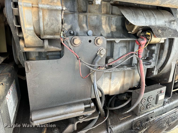 image for item DL4358 2001 JLG 600SC boom lift